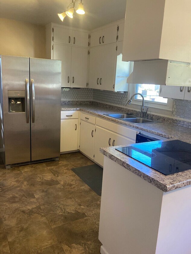 Foto principal - 2021 Ave B