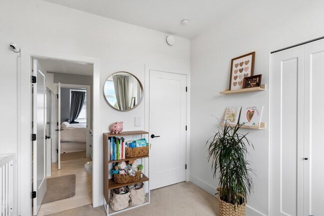Photo du bâtiment - 17555-1757A 57a Ave