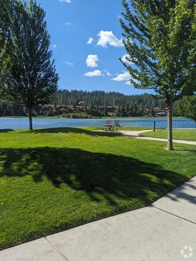 Edgewater at Mill River Apartments under 2,500 Coeur d'Alene, ID 1