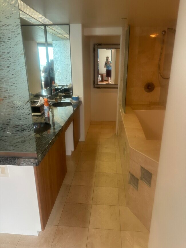 Foto del edificio - 66 Queen St