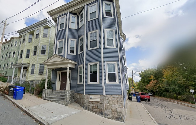 Building Photo - 19 Bucknam St