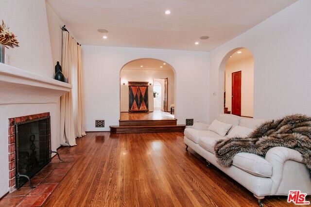 Building Photo - 3114 4th St