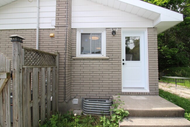 Photo du bâtiment - 41 Beechwood Dr