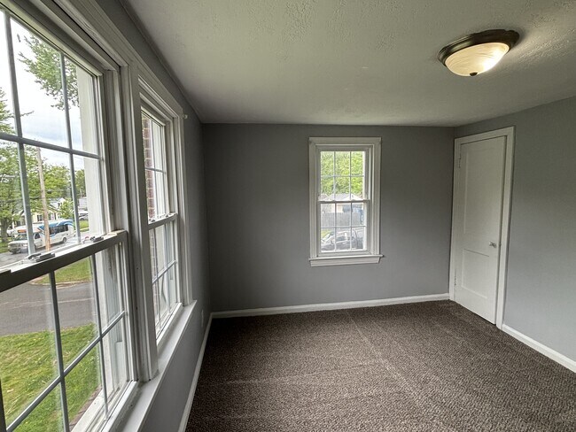 Foto del edificio - 1704 13th St SE