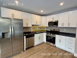 Building Photo - 313 State St