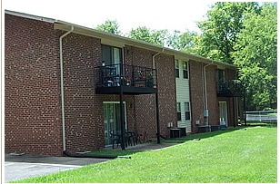Ewing Terrace Apartments - 915 Ewing Blvd