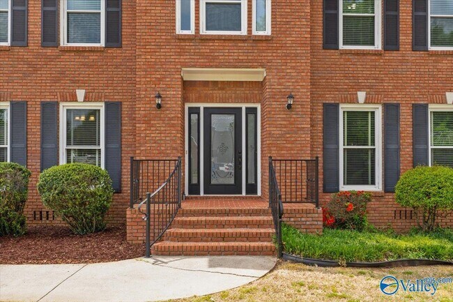 Foto del edificio - 123 Silverlake Cir