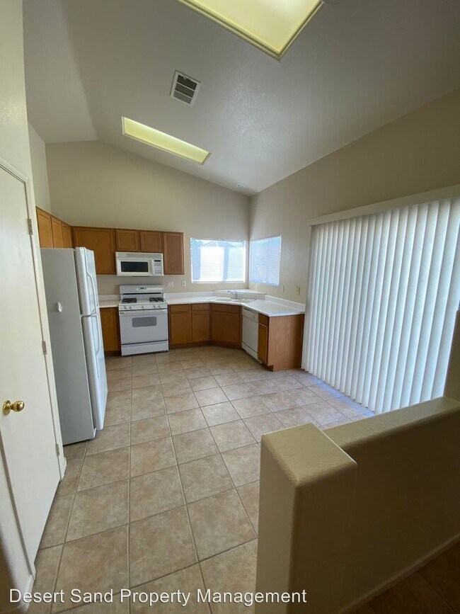 Foto del edificio - 3 br, 2 bath Apartment - 917 Adobe Flat Drive