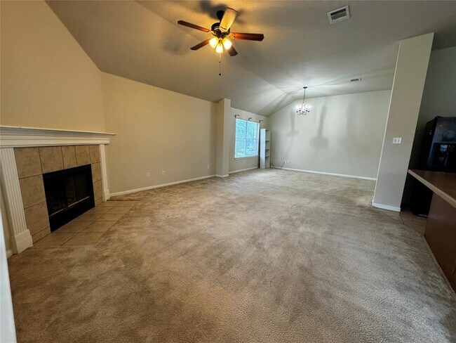 Foto del edificio - 1600 Melissa Oaks Ln