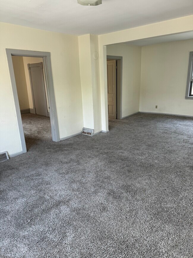 Foto del edificio - 2345 N Murray Ave