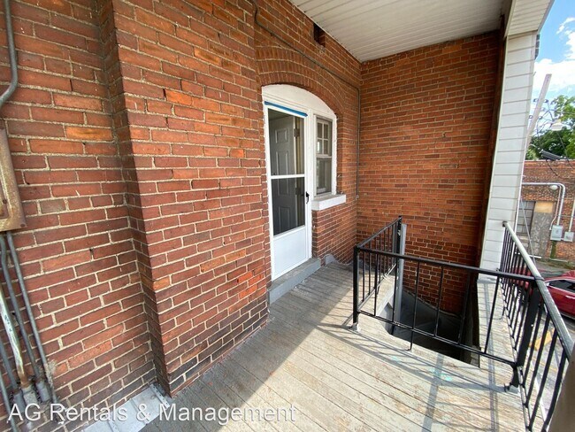 Building Photo - 2304 S Calhoun St