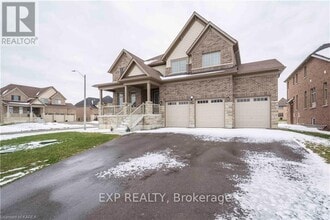 Building Photo - 28 SUMMER BREEZE Dr