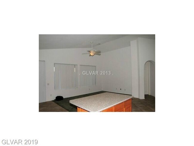 Foto del edificio - Single Story - 3 bed home located in Hende...