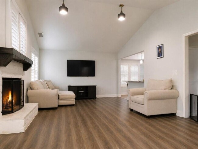 Building Photo - 1522 Dupree Rd
