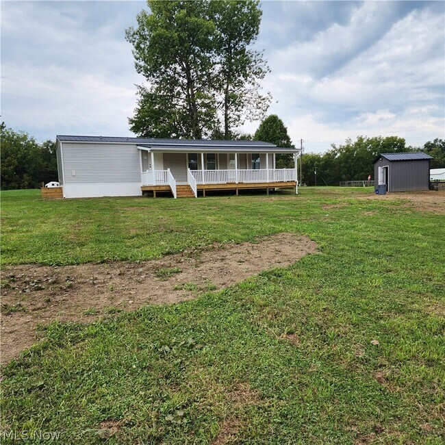 Foto del edificio - 67930 Wintergreen Rd