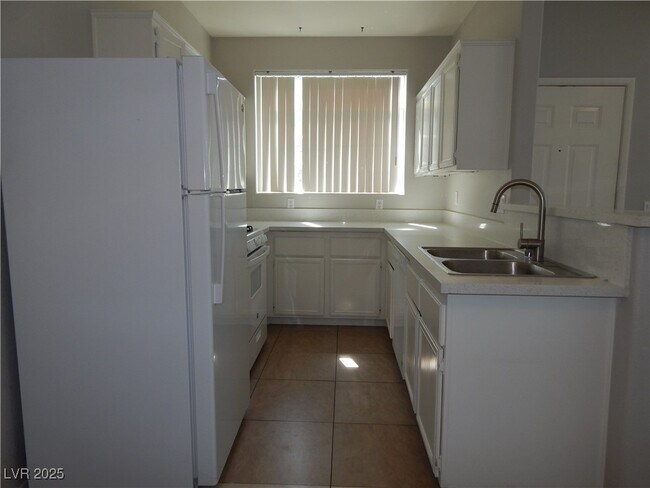 Foto del edificio - 2201 Ramsgate Dr