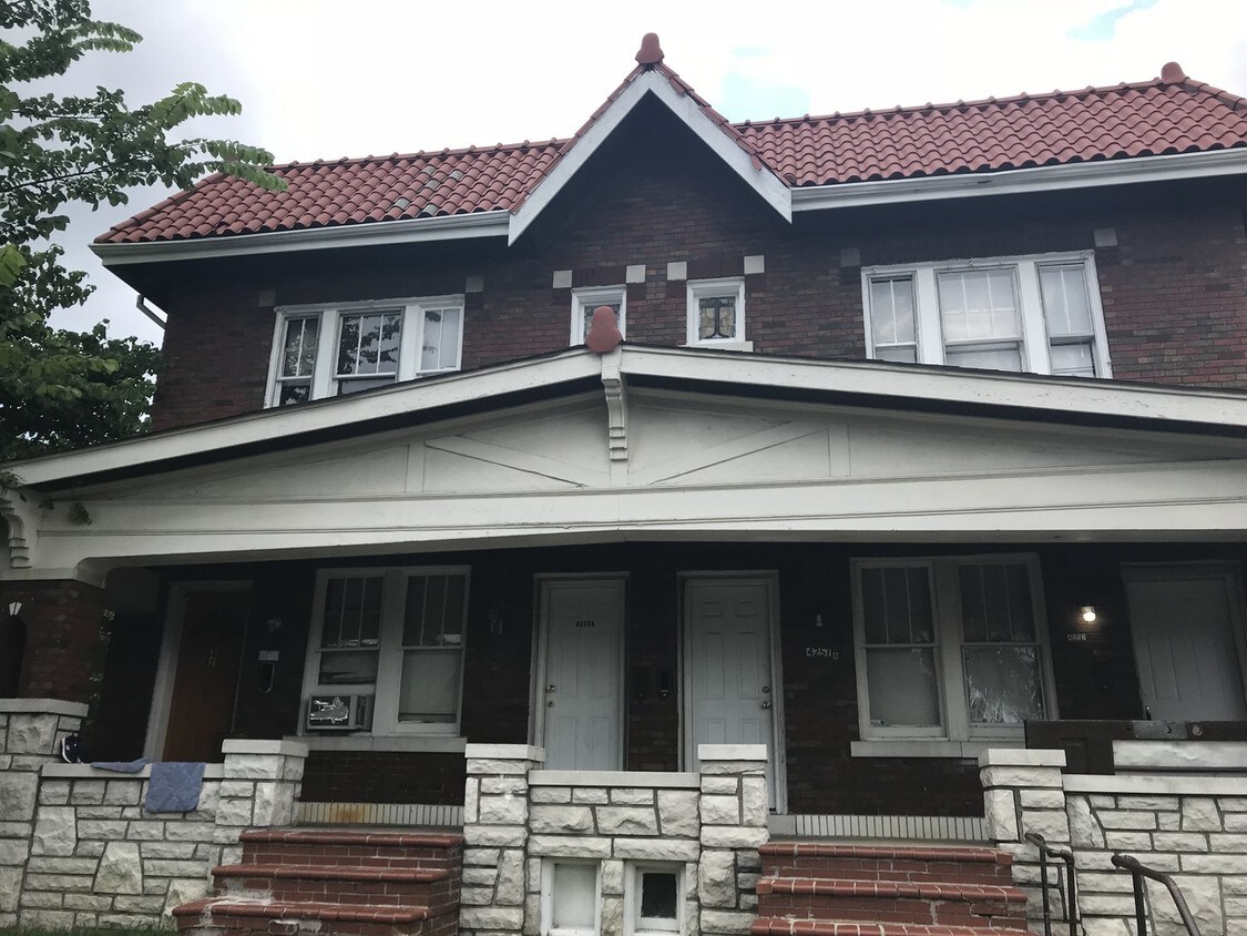 Primary Photo - 4257 Ellenwood Avenue, Unit 1st Floor