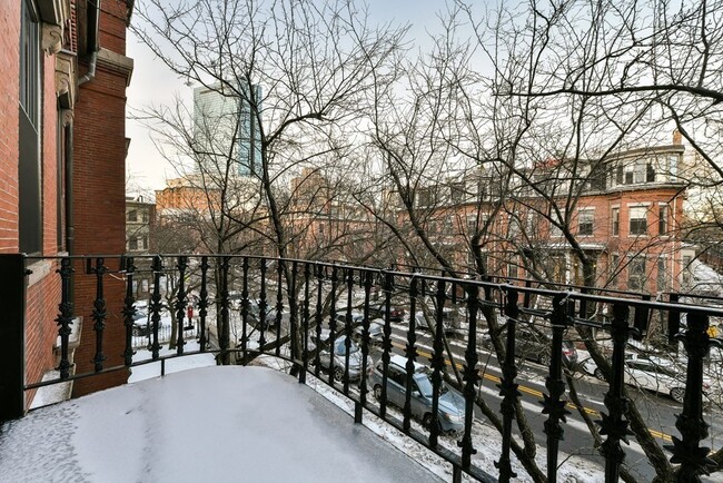 Foto del edificio - 130 Appleton St