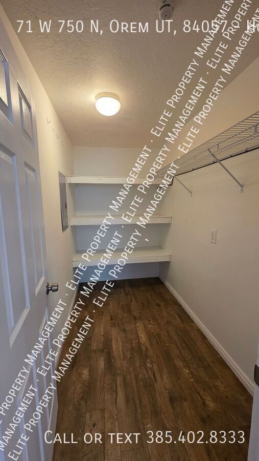 Building Photo - 71 W 750 N