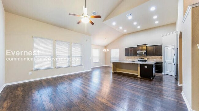 Foto del edificio - 1974 Mexia Dr