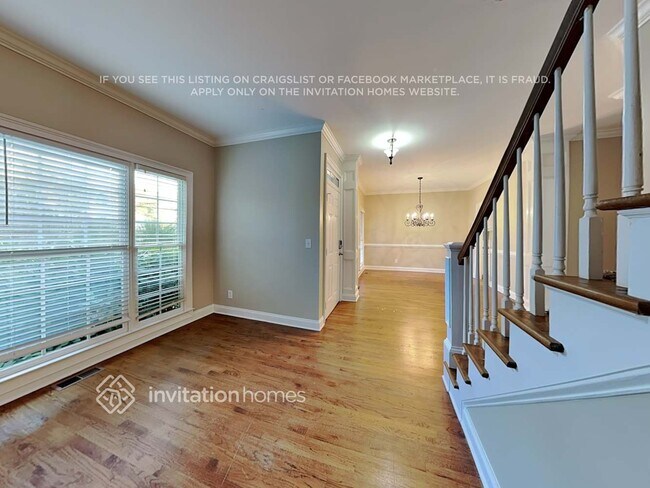 Foto del edificio - 7525 Harbour Walk