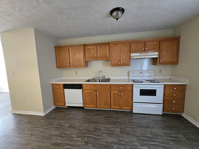 Building Photo - 218 Bahia Ln