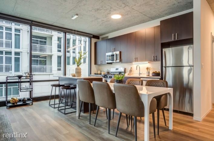 Primary Photo - 2 br, 2 bath Apartment - 1455 S Wabash Ave