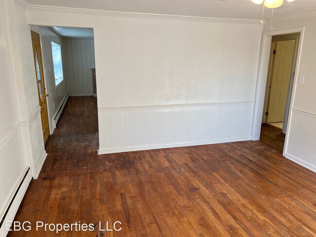 Foto del edificio - 3 br, 2.5 bath House - 562 Foltz Dr