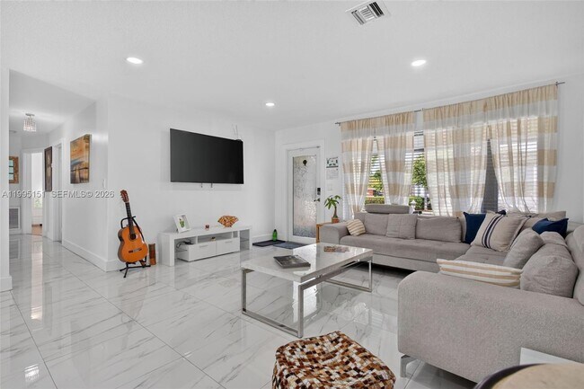 Foto del edificio - 5770 NE 18th Ave