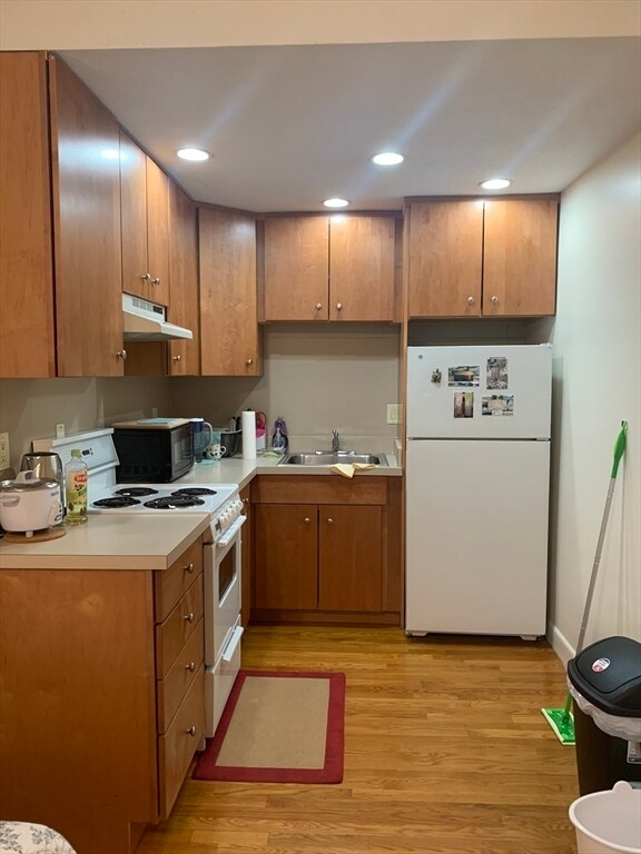 Foto del edificio - 907 Beacon St