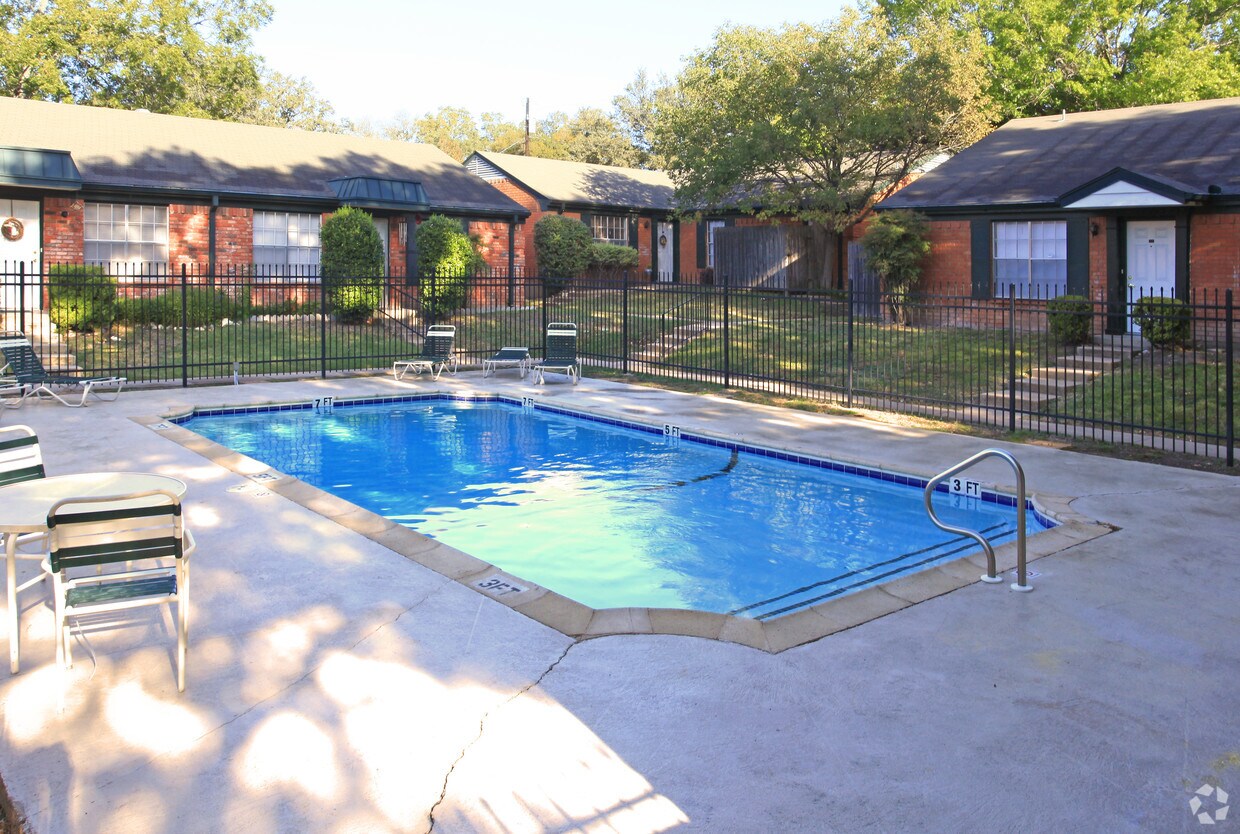 Holly Oaks Apartments Temple, TX