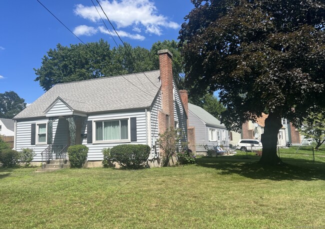 Foto del edificio - 202 Abbotsford Ave