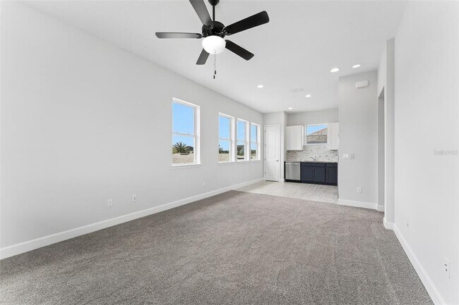 Foto del edificio - 8033 Nemours Pkwy