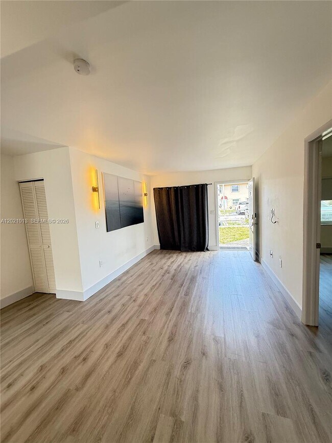 Foto del edificio - 15250 SW 80th St