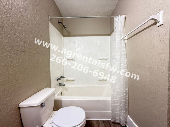 Foto del edificio - 209 S West St