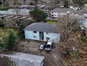 Building Photo - 240 S Monmouth Ave