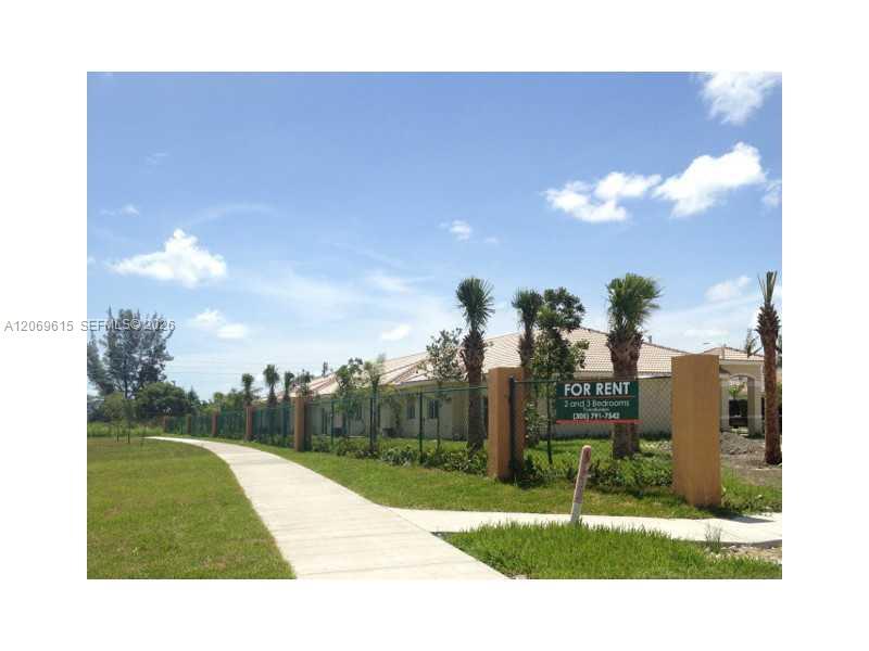 Foto del edificio - 13252 Old Biscayne Dr
