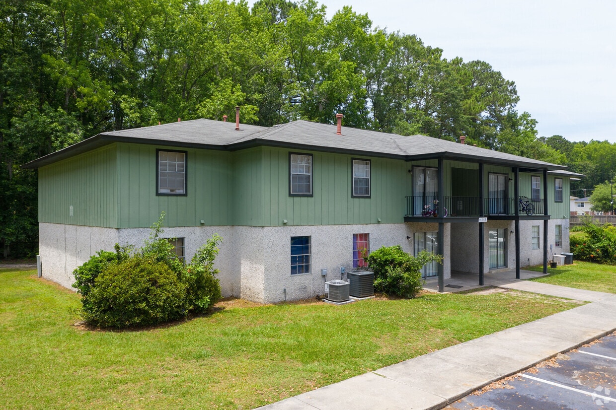 Ponderosa Forest Apartments Apartments in Savannah, GA