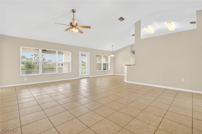 Foto del edificio - 3824 NE 17th Ave
