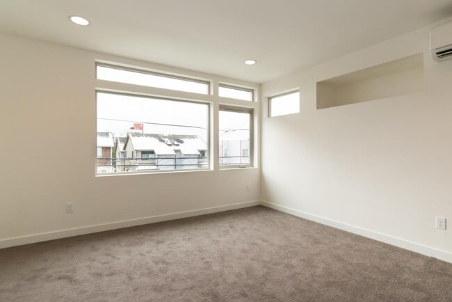 Photo - 2008 NW 59th St Townhome