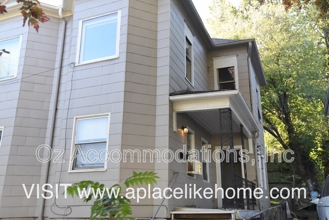 Building Photo - 1408 N 2nd St