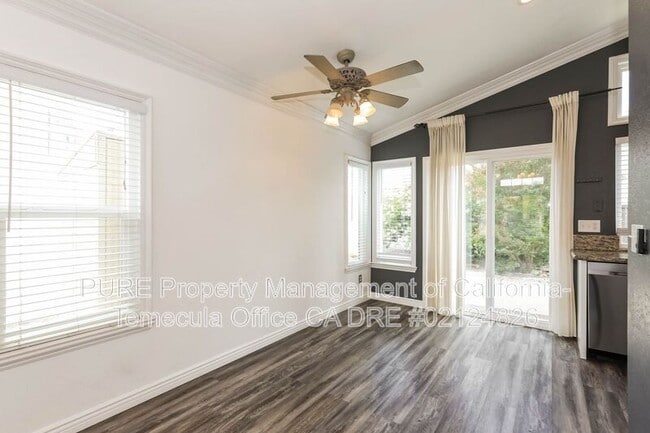 Building Photo - 30373 Pechanga Dr
