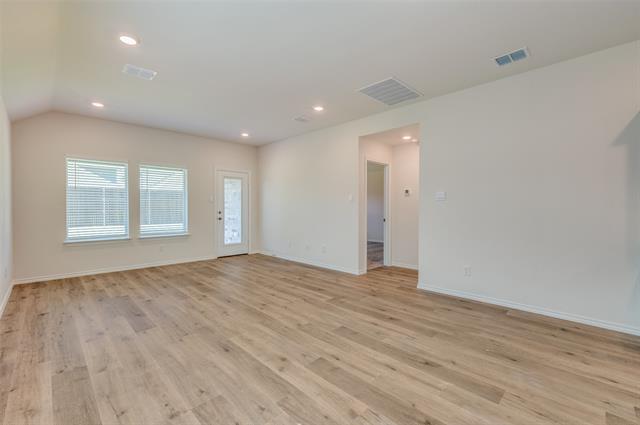 Building Photo - 563 Minnie Ln