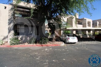 Building Photo - 11260 N 92nd St