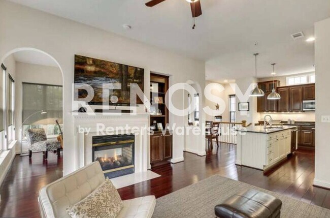 Foto del edificio - 23859 Burdette Forest Rd