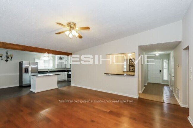 Foto del edificio - 2695 Trotters Walk Trl