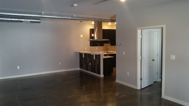 Foto del edificio - 128 Vineyard Ave