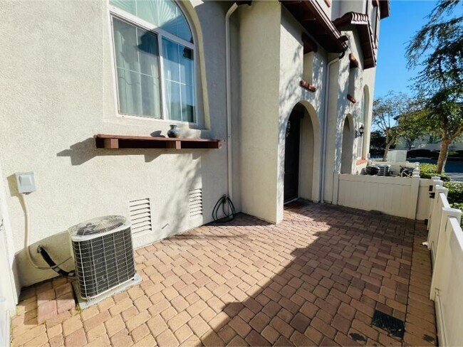 Foto del edificio - 33590 Willow Haven Ln