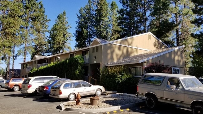 Foto del edificio - 906 W 2nd St