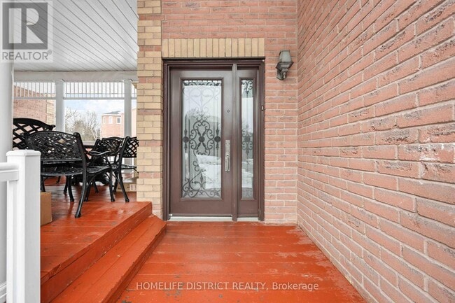 Building Photo - 1 Grovepark St